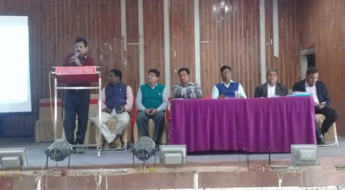 32 रथ रवाना, ईवीएम एवं वीवी पैट के बारे में दी जाएगी जानकारी