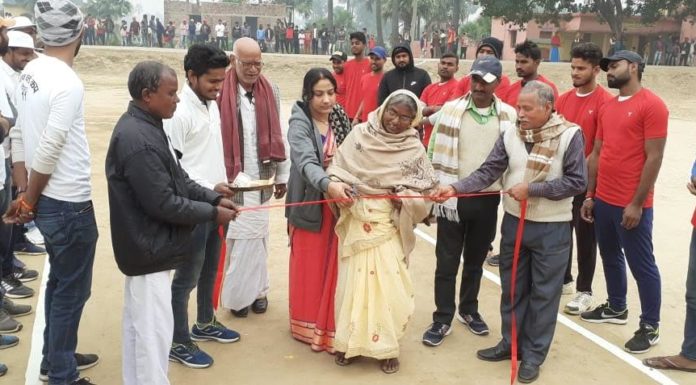 नारदीगंज के पेस में शुरू हुआ मिशन वल्र्ड कप क्रिकेट टूर्नामेंट 14 टीम ले रही हिस्सा,14 जनवरी को होगा फाइनल मैच