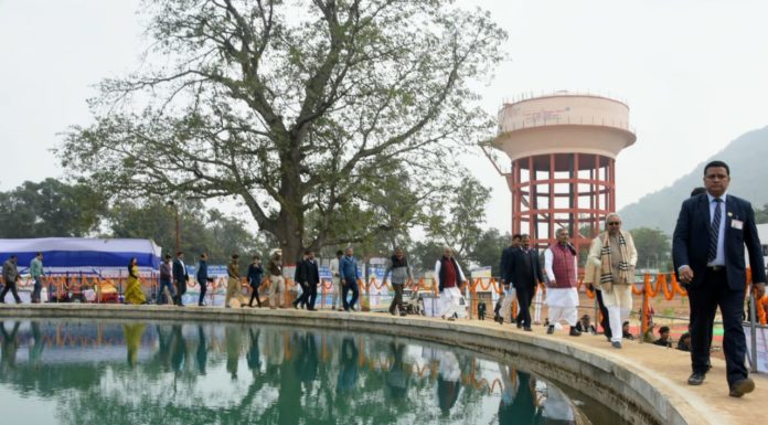 जलाशय से जिंदगी संवारने की कोशिश