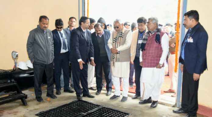 जल, जीवन और हरियाली अभियान की जागरूकता के लिए मानव शृंखला