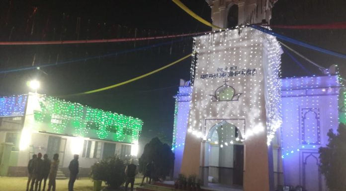 आज मध्यरात्रि से शुरू होगा उत्सव, कल मनेगा क्रिसमस