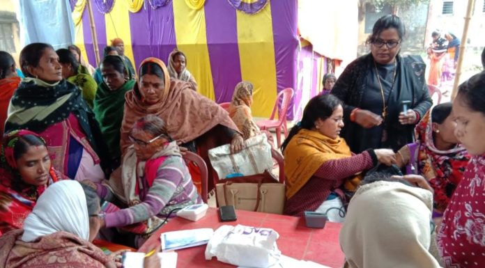 जांच शिविर में 350 गर्भवती महिलाओं की कराई गई स्वास्थ्य जांच