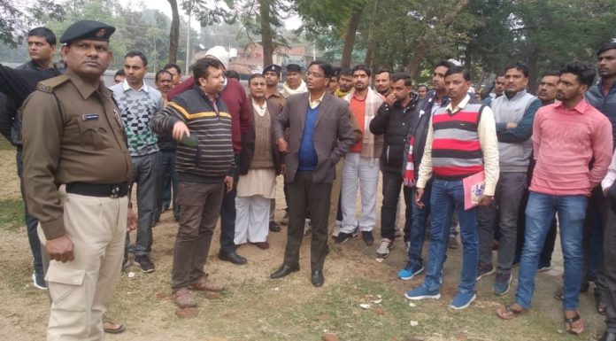 डीएम ने किया नवनिर्मित प्रखण्ड सह अंचल कार्यालय भवन का निरीक्षण