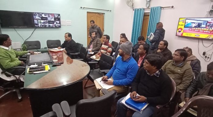 10 जनवरी तक पीएचईडी को जमीन का एनओसी दे सीओ- डीएम