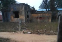 नरहट पंचायत ईजहार चक के गांव में नल जल की सुविधा नहीं मिली