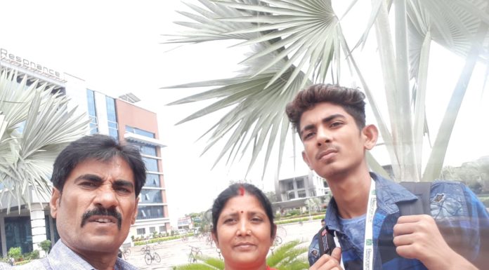 जेईई मेंस इंट्रेंस में नवादा के अभिषेक ने मचाया धमाल, 97.3 प्रतिशत अंक हासिल कर लहराया परचम