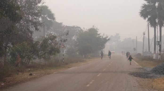 हत्या के विरोध में बंद रहे बस सेवा