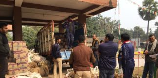 हाईवे पर बरामद हुई इतनी शराब गिनने में पुलिस के छूटे पसीने