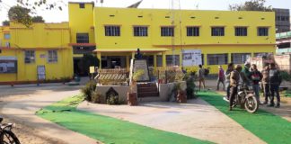 नवादा के चार परीक्षा केन्द्रों को बनाया गया माॅडल सेंटर, रंग बिरंगे गुब्बारे से सजाया मेन गेट