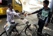 सुबह के 4 घंटे अशोक के इर्द-गिर्द घुमता है विश्व शांति चौक पर आए लोगों की रूटीन