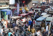 नवादा: शहरवासी सरस्वती पूजा के दिन भी जाम से रहे परेशान