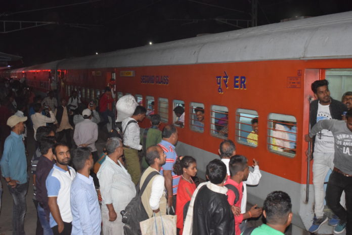 nawada bhagalpur nai delhi express