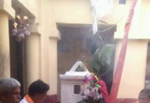 श्रद्धालुओं ने स्नान कर की सत्यनारायण पूजा