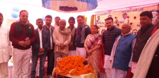 राजनीति में नही नवादा का विकास करना है