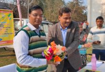 मानव श्रृंखला को लेकर नरहट प्रखंड कार्यालय में जिलाधिकारी कौशल कुमार ने किया बैठक